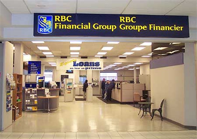 بهره‌گیری از خدمات بانکی در کانادا: بخش سوم – نکات تکمیلی در مورد گشایش حساب بانکی