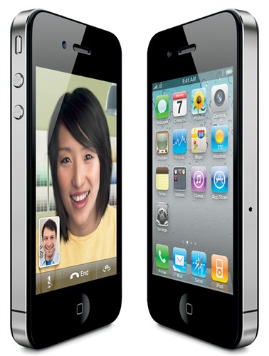 توزیع iPhone ۴ در کانادا و تجمع انبوه تکنولوژی دوستان برای خرید آن