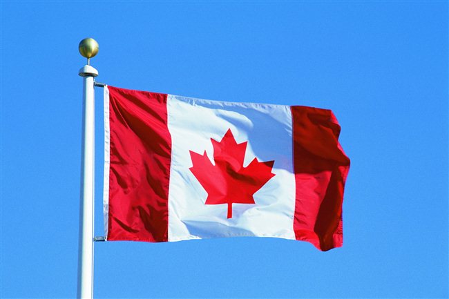 تقدیر از کانادا به دلیل اتخاذ سیاست‌های مالی و به سلامت گذر کردن از دوران بحران اقتصادی