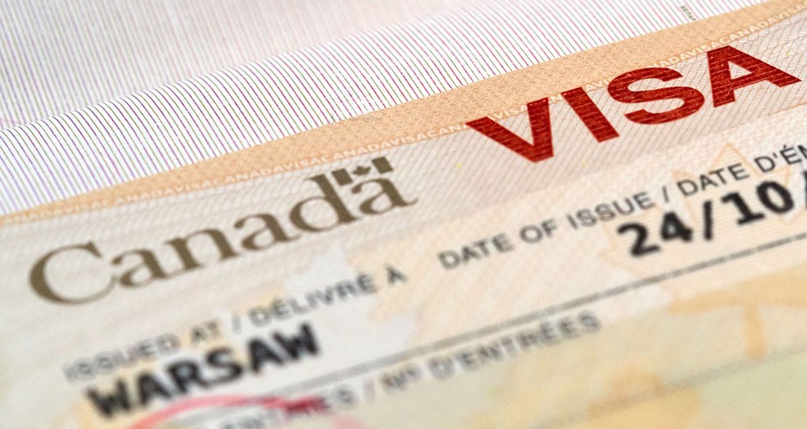 افسانه تبدیل ویزای توریستی به ویزای اقامت، کار یا تحصیلی