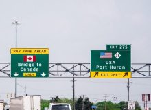 برخی از نیروی کار حیاتی مجاز به ورود به کانادا هستند
